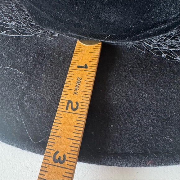 Vintage Black Wool Hat with Red Floral Detail and Black Netting - Picture 10 of 11